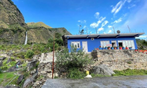 Green Mountain Homestay - Birthi Falls near Munsyari